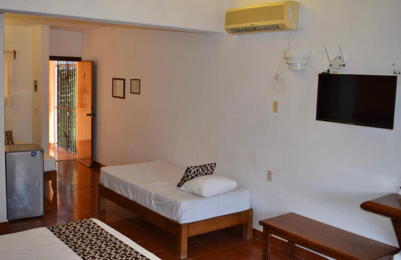 Hotel Casa Arena Zihuatanejo Kültér fotó